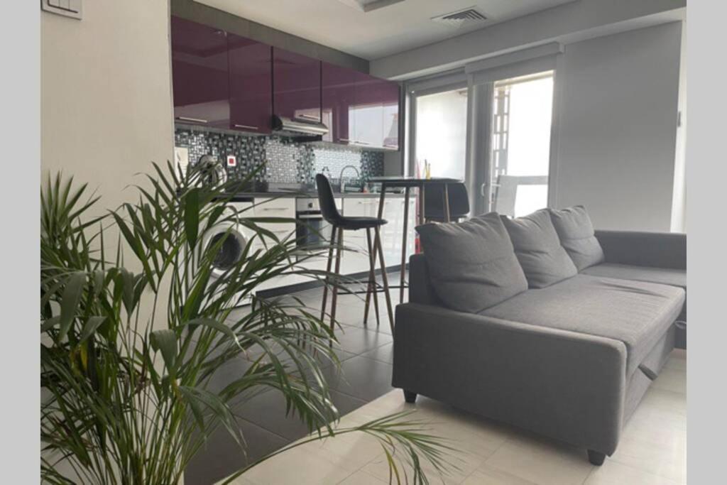Cayan Tower Luxury Apartment With Sea View 두바이 외부 사진