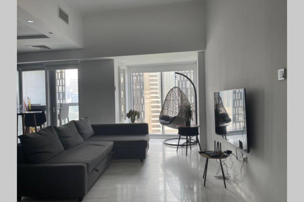Cayan Tower Luxury Apartment With Sea View 두바이 외부 사진